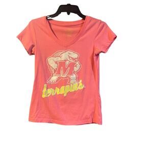 Colosseum Maryland Terrapins T-Shirt Womens Size Small Pink V-Neck Graphic Tee